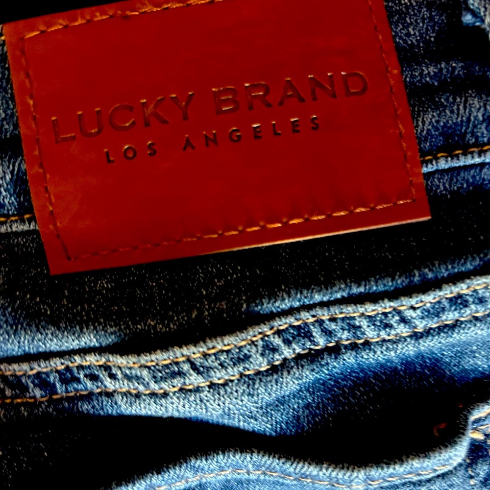 Lucky brand size 12. Great condition. Mid rise, Straight, Sweet.
